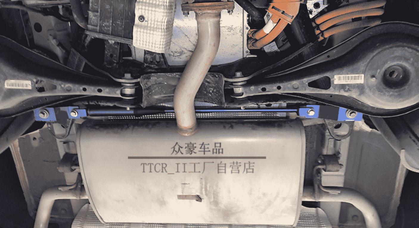 Xevaban.com ở 214 Giải Ph&oacute;ng l&agrave; đơn vị chuy&ecirc;n cung cấp phụ kiện oto, đồ chơi oto, phụ kiện geely ex5, đồ chơi geely ex5,&nbsp;xevaban, 214 giải ph&oacute;ng, thanh giằng c&acirc;n bằng ex5, thanh giằng khoang m&aacute;y ex5, thanh c&acirc;n bằng động ex5, thanh c&acirc;n bằng khoang m&aacute;y ex5.